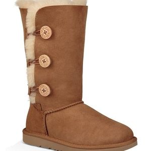 Girl UGGS